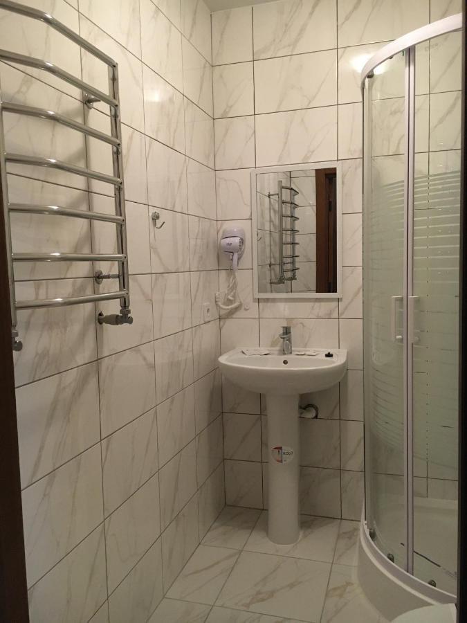 Hotel Rover Lviv Extérieur photo