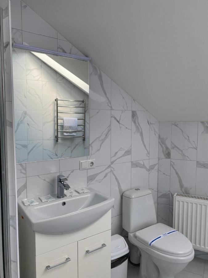 Hotel Rover Lviv Extérieur photo