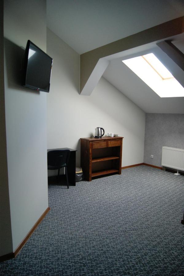 Hotel Rover Lviv Extérieur photo