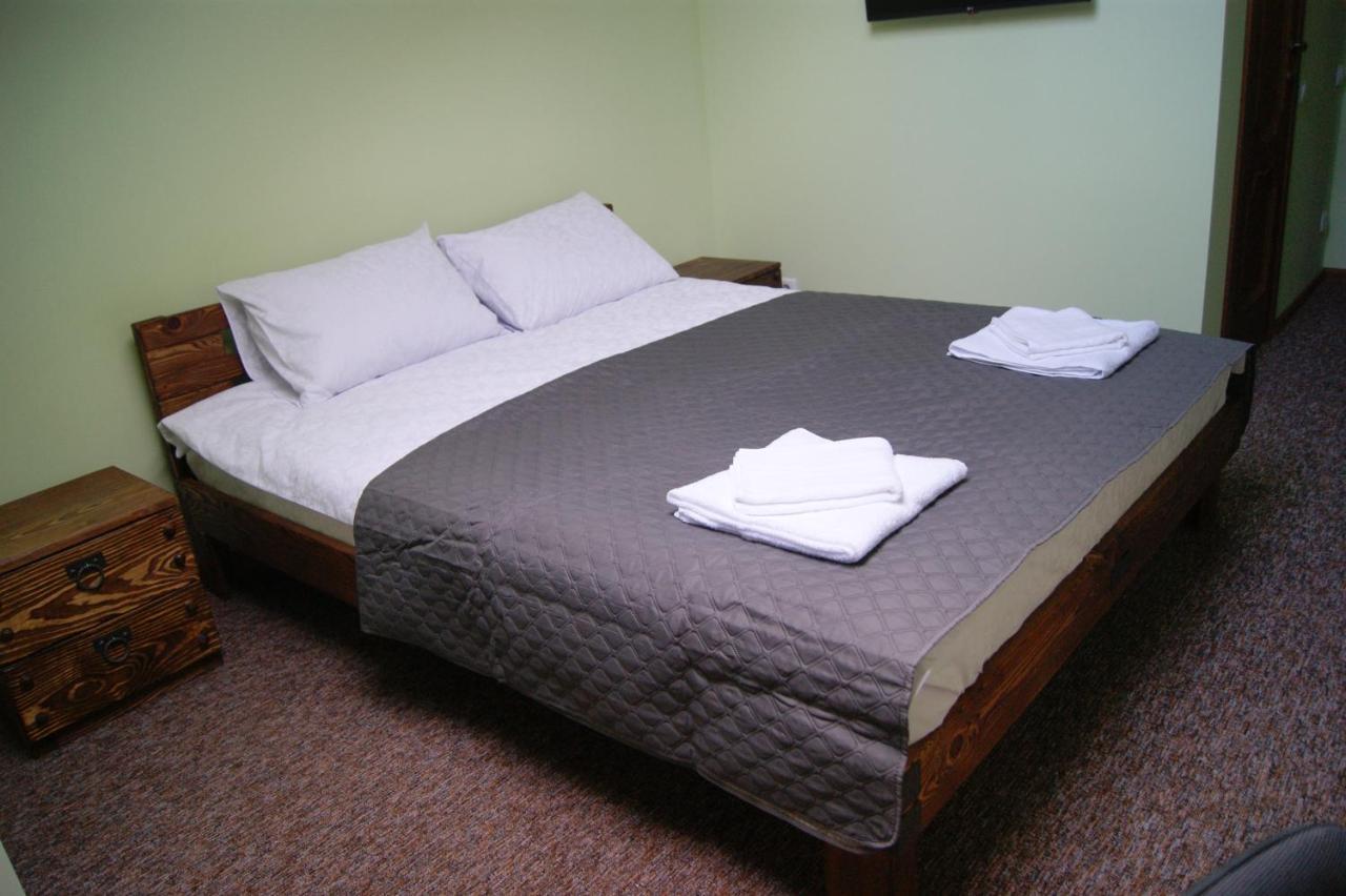 Hotel Rover Lviv Extérieur photo