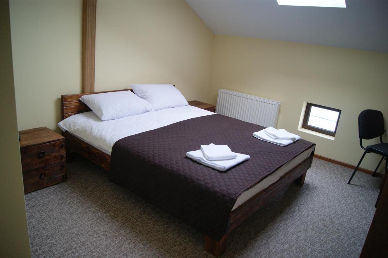 Hotel Rover Lviv Extérieur photo